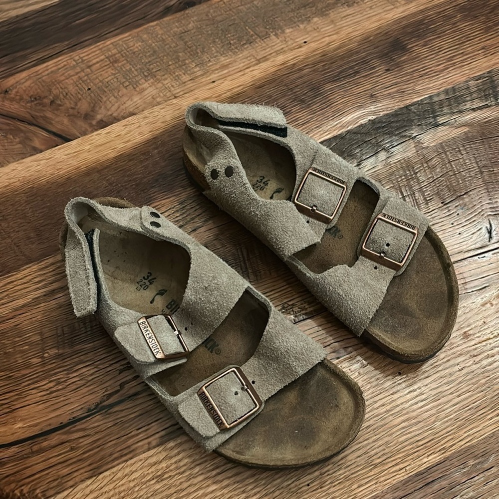 Birkenstock Milano size 34 us size 3-3.5